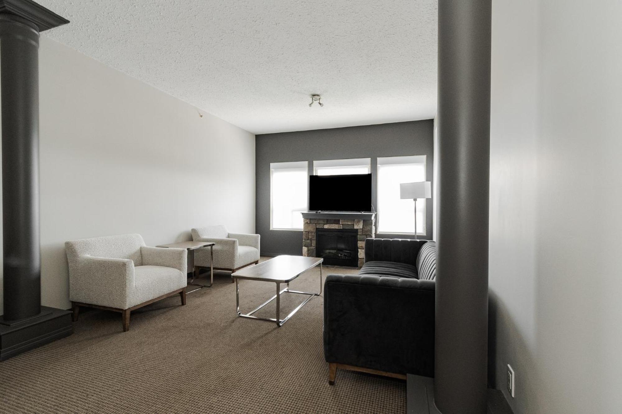 Podollan Rezidence - Fort McMurray Dış mekan fotoğraf