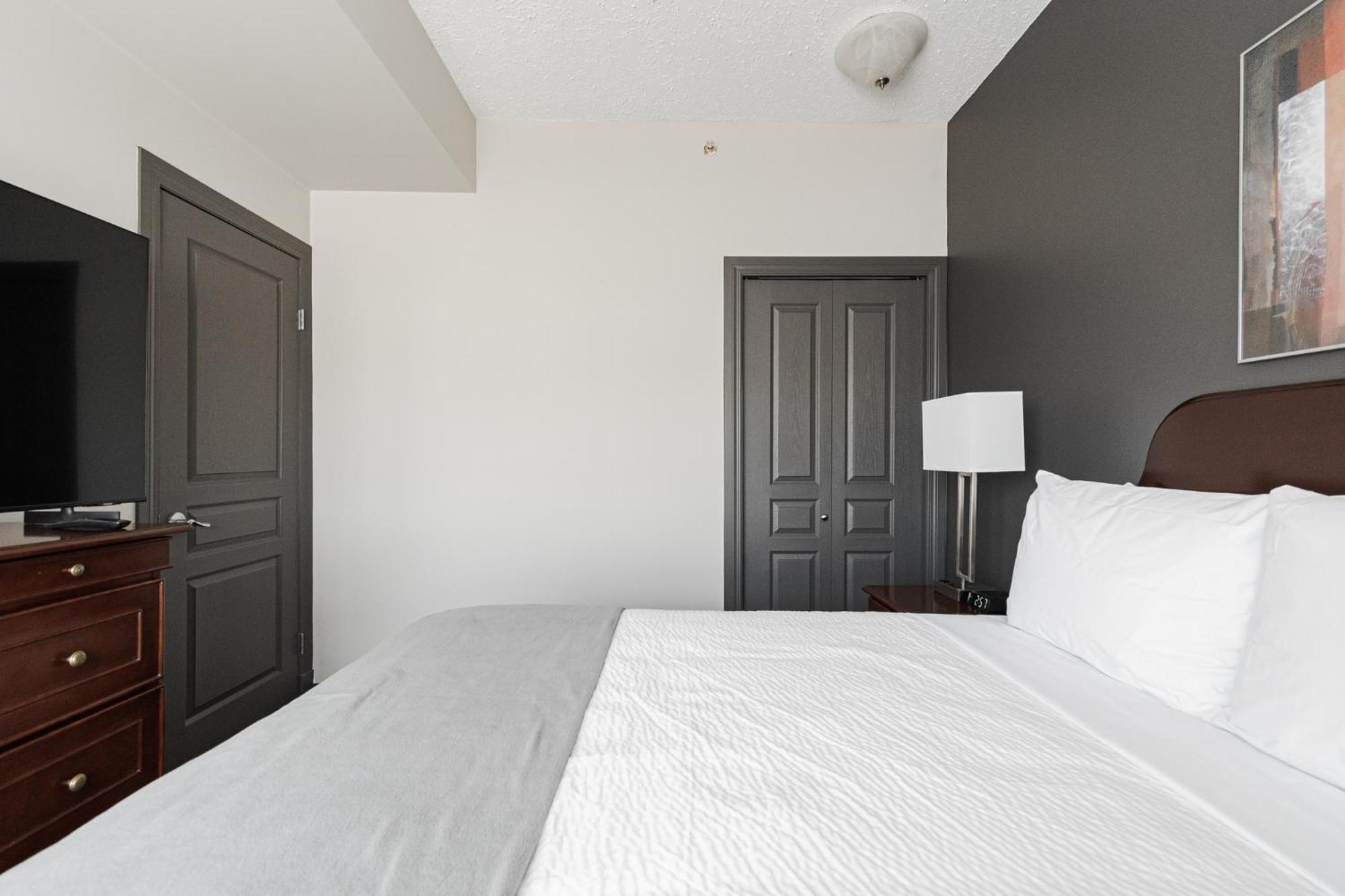 Podollan Rezidence - Fort McMurray Dış mekan fotoğraf