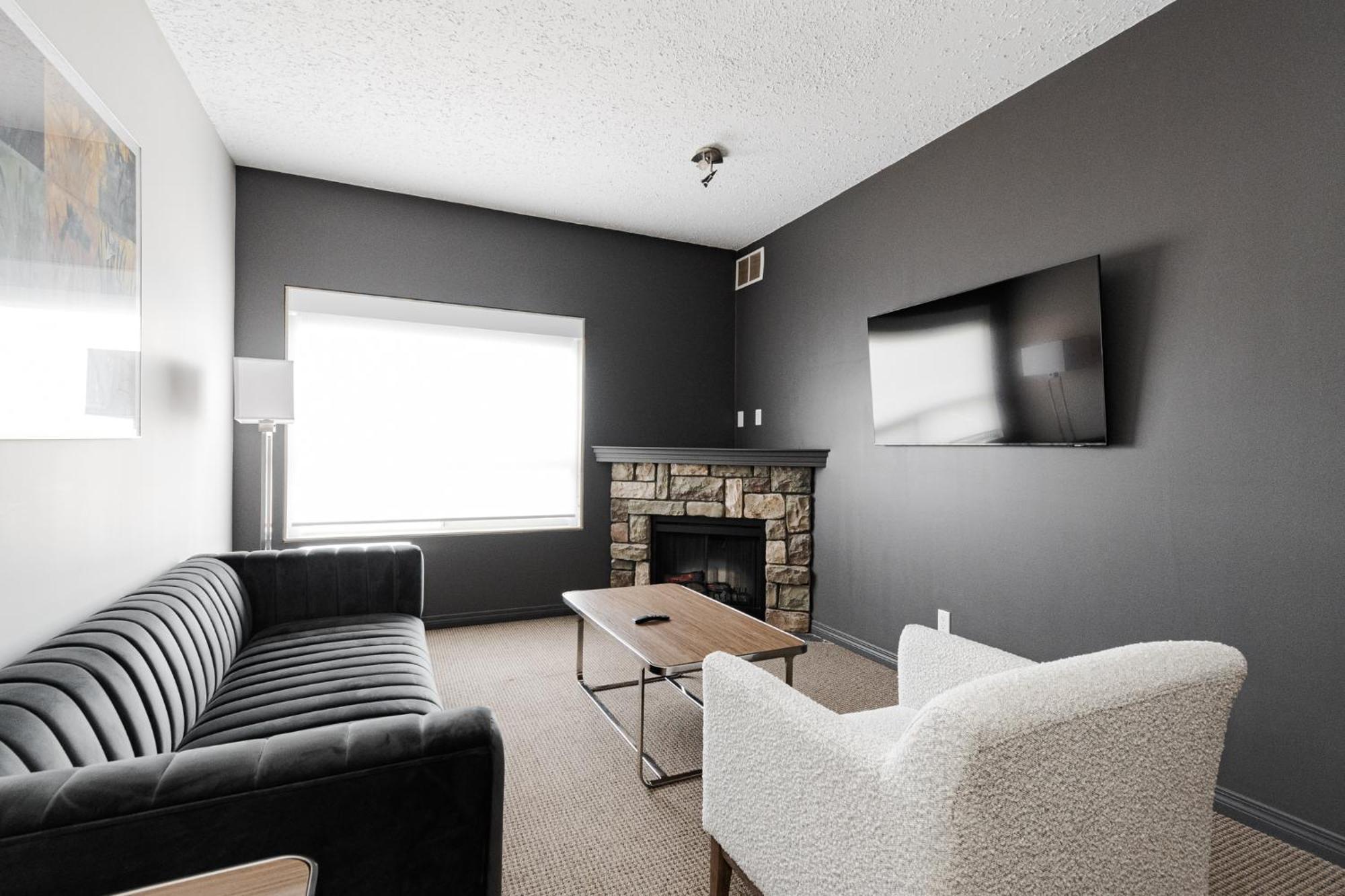 Podollan Rezidence - Fort McMurray Dış mekan fotoğraf